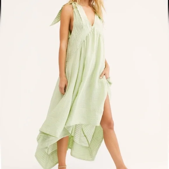 stylish a line dress Stylish Mulberry A-line Chiffon Halter Long Bridesmaid Dress with Pockets main image 1